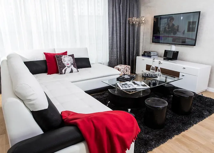 The Queen Luxury - Marilyn * لوكسمبورغ