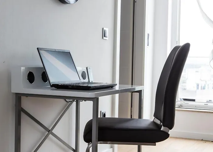 The Queen Luxury - Marilyn * لوكسمبورغ