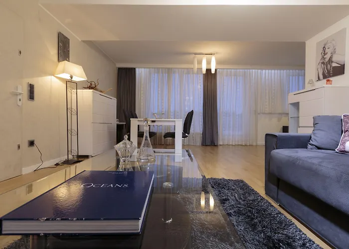 The Queen Luxury - Marilyn * لوكسمبورغ