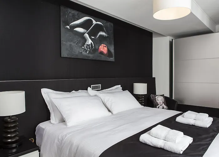 The Queen Luxury - Marilyn لوكسمبورغ