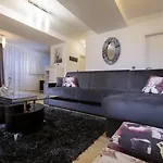 The Queen Luxury - Marilyn Apartment *