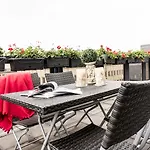 The Queen Luxury - Marilyn * Luxembourg