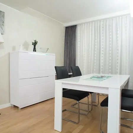 The Queen Luxury - Marilyn Apartment *