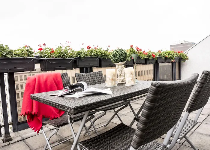 The Queen Luxury - Marilyn * Luxembourg