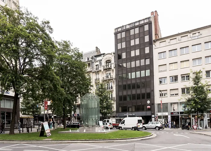 The Queen Luxury - Marilyn * Luxembourg